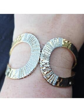 Gold Tone Hammered Silver Threaded Hinge Bracelet
